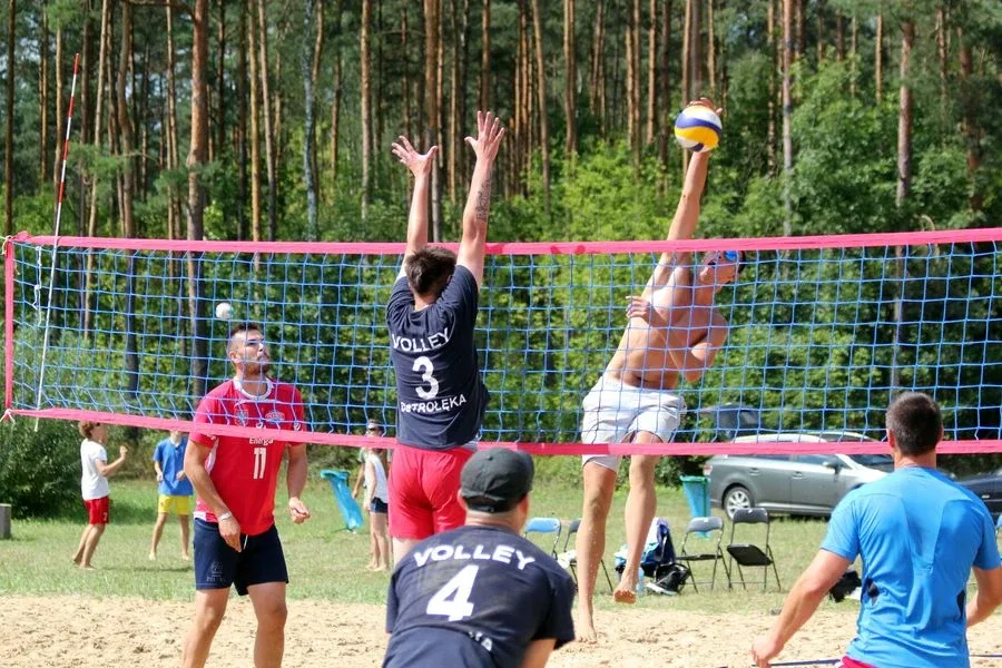 Siatkarskie emocje na plaży (zdjęcia, wideo)