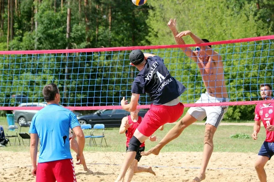 Siatkarskie emocje na plaży (zdjęcia, wideo)
