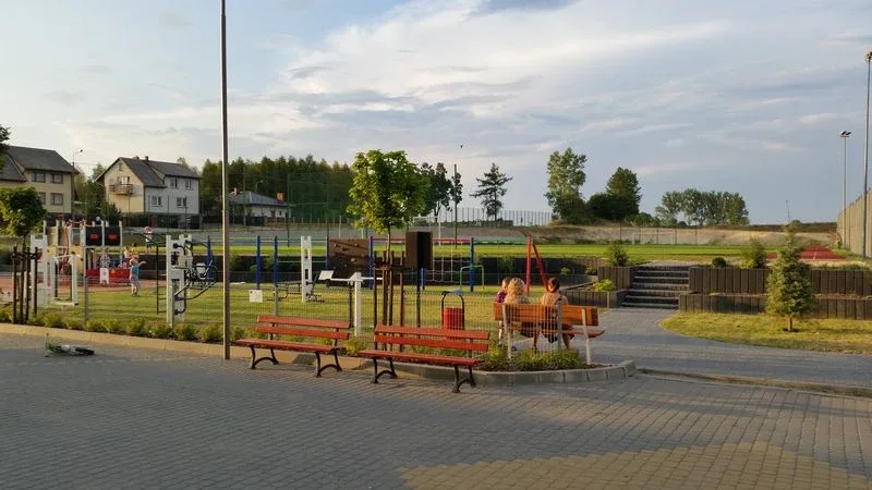 Plac zabaw w Wąsewie tętni życiem (zdjęcia)