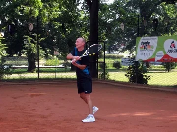 Tenisowy turniej na kortach ostrowskiego MOSiR (zdjęcia)