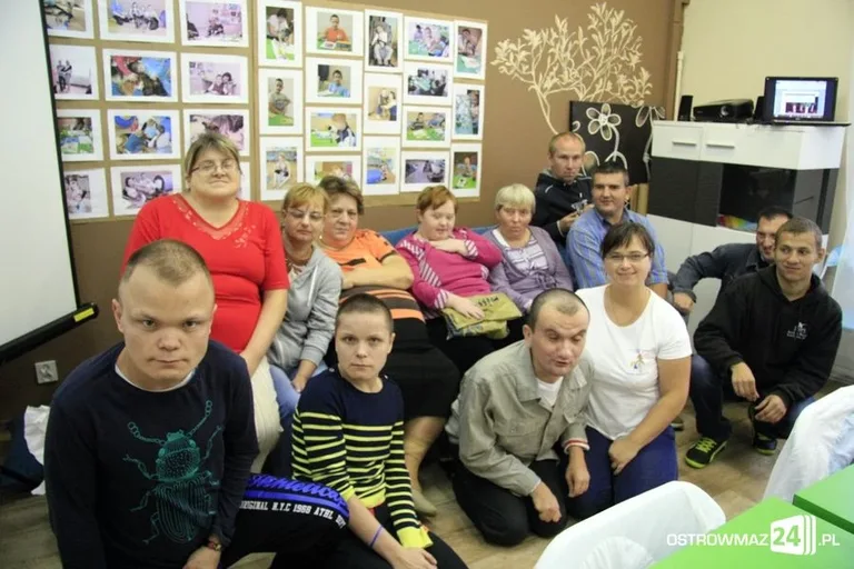Niepełnosprawni w Amelii budowali miasto (zdjęcia)