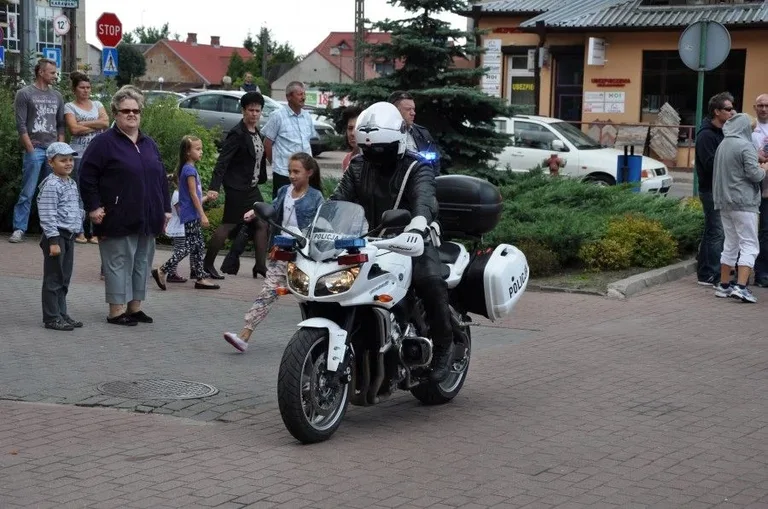 Rajd Katyński w Ostrowi Maz. (zdjęcia)