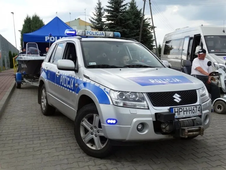 Ostrowscy policjanci na Dożynkach w Wąsewie