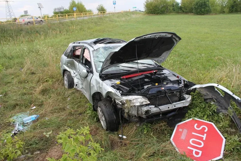 Wypadek w Ponikwi Małej (zdjęcia)