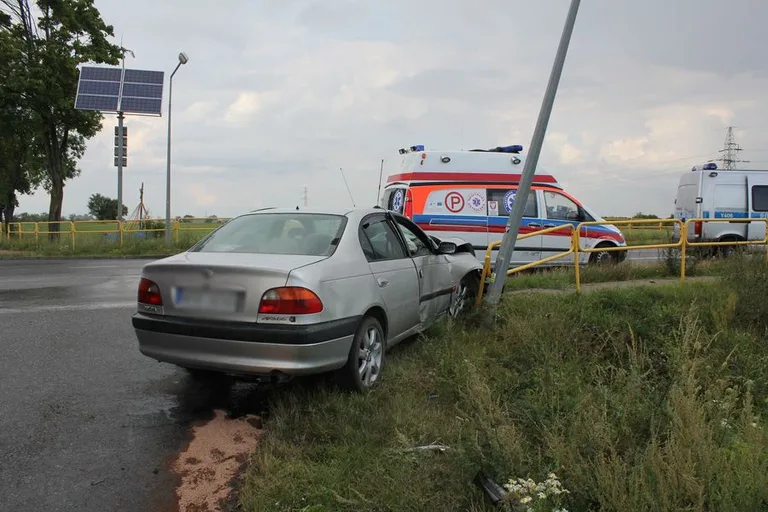 Wypadek w Ponikwi Małej (zdjęcia)