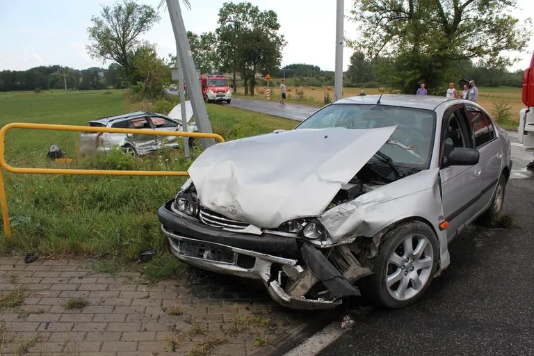 Wypadek w Ponikwi Małej (zdjęcia)