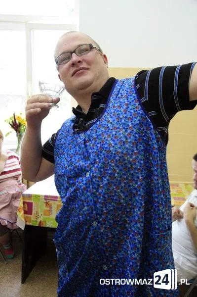 Niepełnosprawni lepili pierogi (zdjęcia)