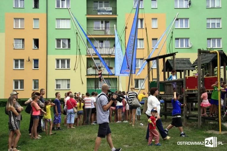 'Wakacyjne Podwórko' przy domu kultury (zdjęcia, wideo)