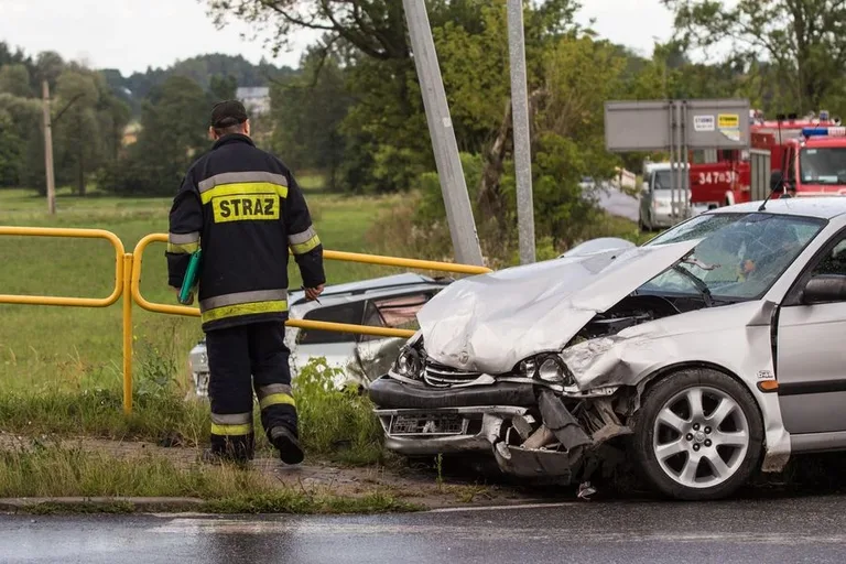 Wypadek w Ponikwi Małej (zdjęcia)