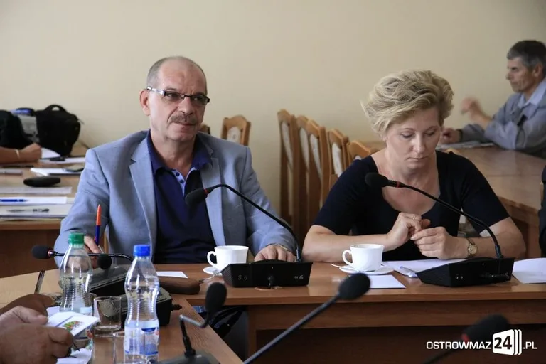 Powiat ostrowski otrzyma 1,3 mln zł na drogi