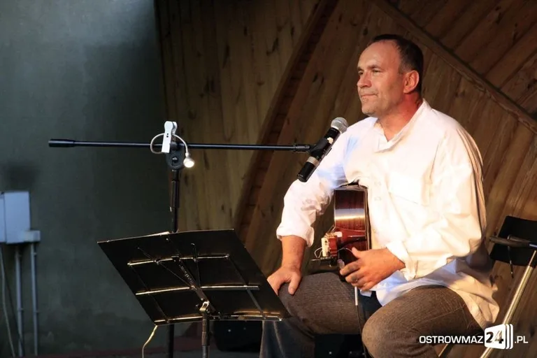 Jarosław Chojnacki na letniej scenie (zdjęcia, wideo)