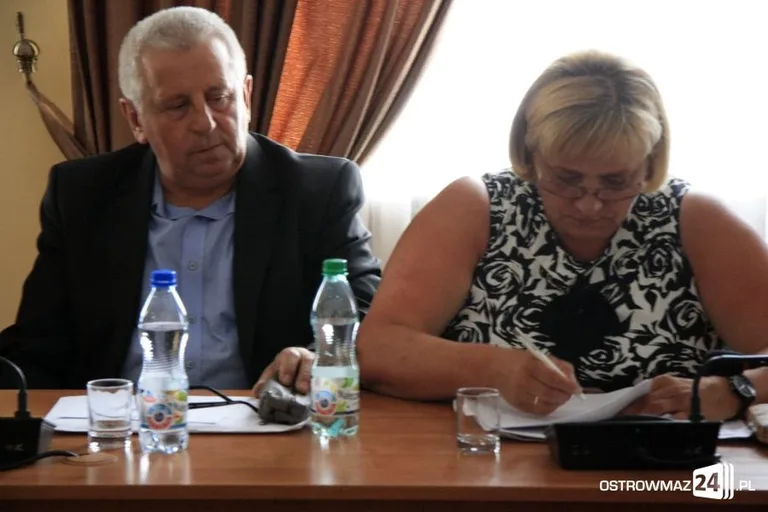 Powiat ostrowski otrzyma 1,3 mln zł na drogi