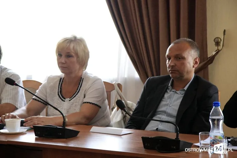 Powiat ostrowski otrzyma 1,3 mln zł na drogi