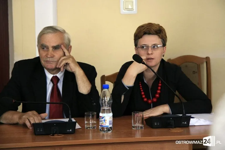 Powiat ostrowski otrzyma 1,3 mln zł na drogi