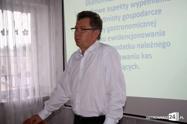 Restauratorzy na szkoleniu w urzędzie skarbowym