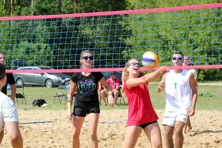 Siatkarskie emocje na plaży (zdjęcia, wideo)
