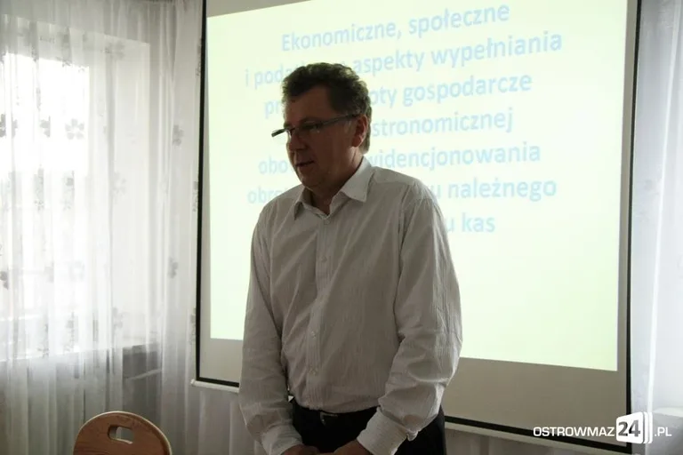 Restauratorzy na szkoleniu w urzędzie skarbowym