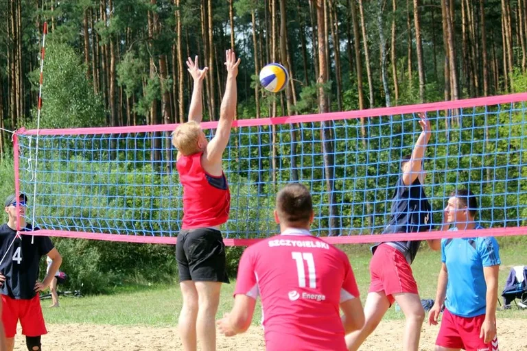 Siatkarskie emocje na plaży (zdjęcia, wideo)