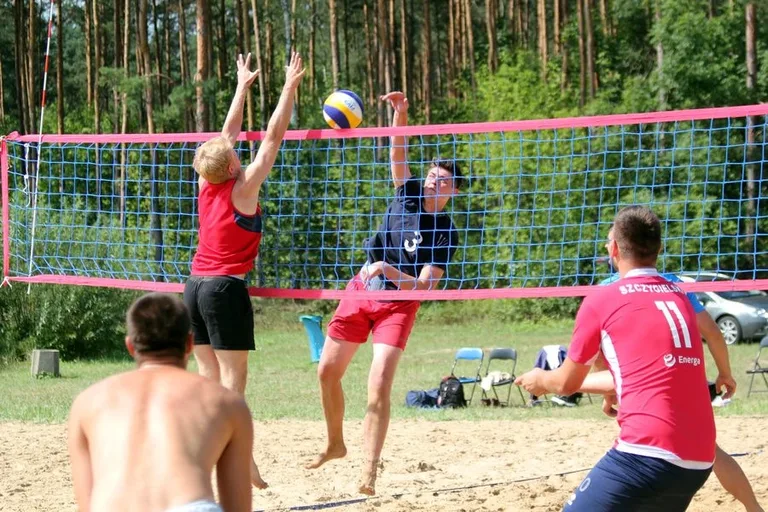Siatkarskie emocje na plaży (zdjęcia, wideo)