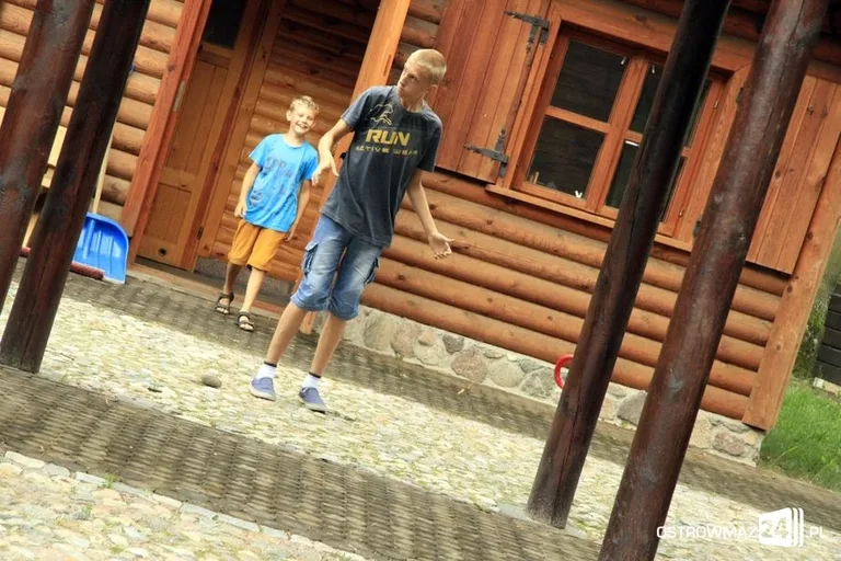 Gry i zabawy w ramach wakacji w mieście (zdjęcia)
