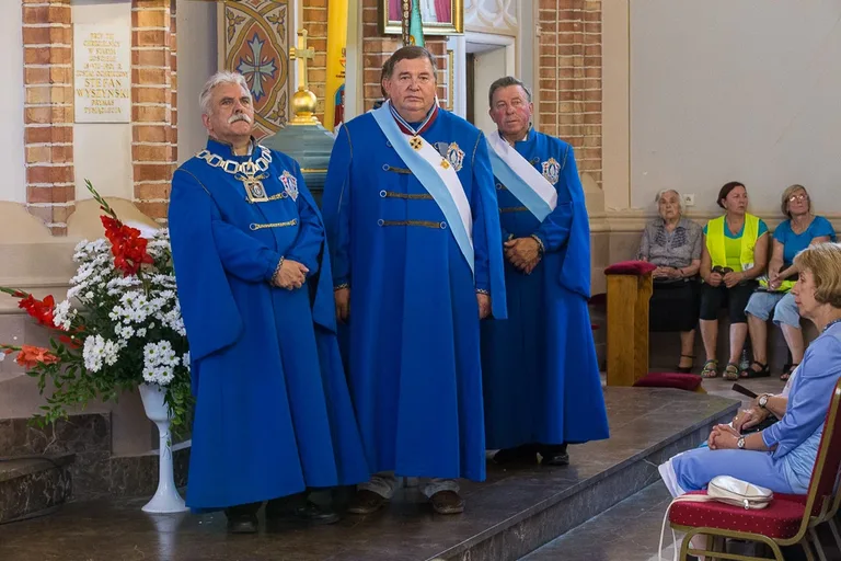 Uroczyste poświęcenie witraży w Zuzeli (zdjęcia)