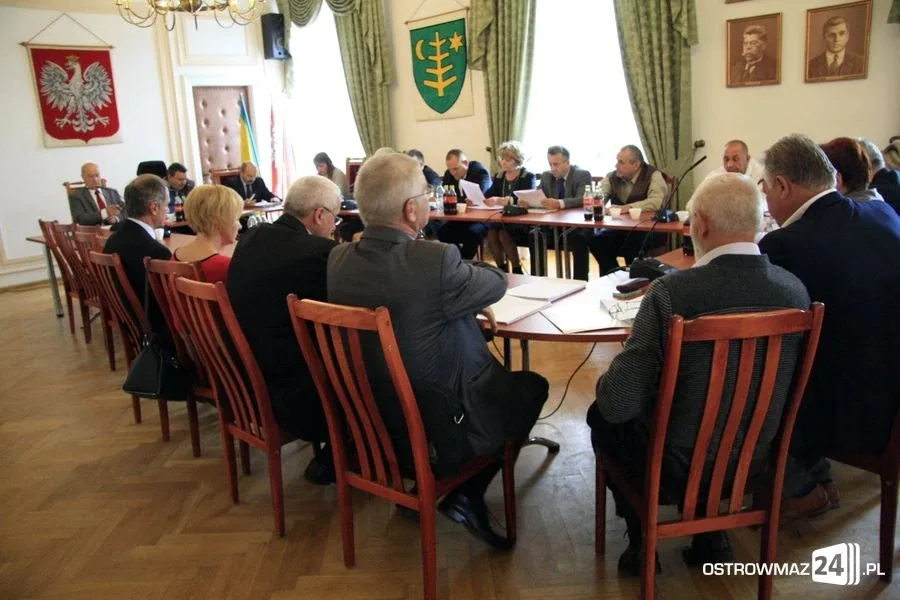 Bez burmistrza, bez obelg i w niespełna 3 godziny (foto)
