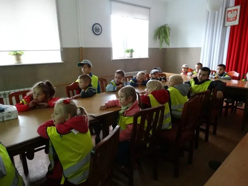 Dzieci odwiedziły komendę policji (zdjęcia)