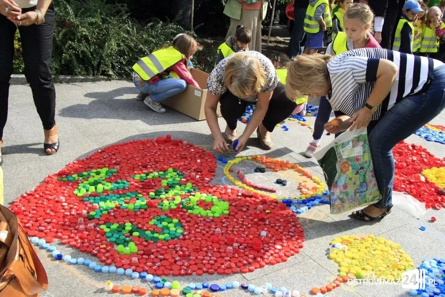 Zakrętkowy dzień przedszkolaka (zdjęcia)