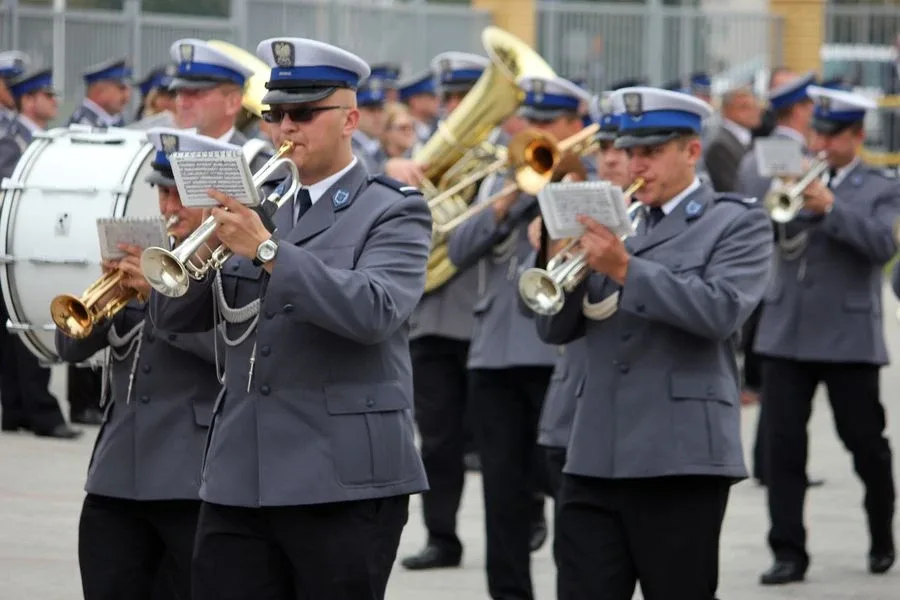 Ostrowscy policjanci odznaczeni (zdjęcia, wideo)