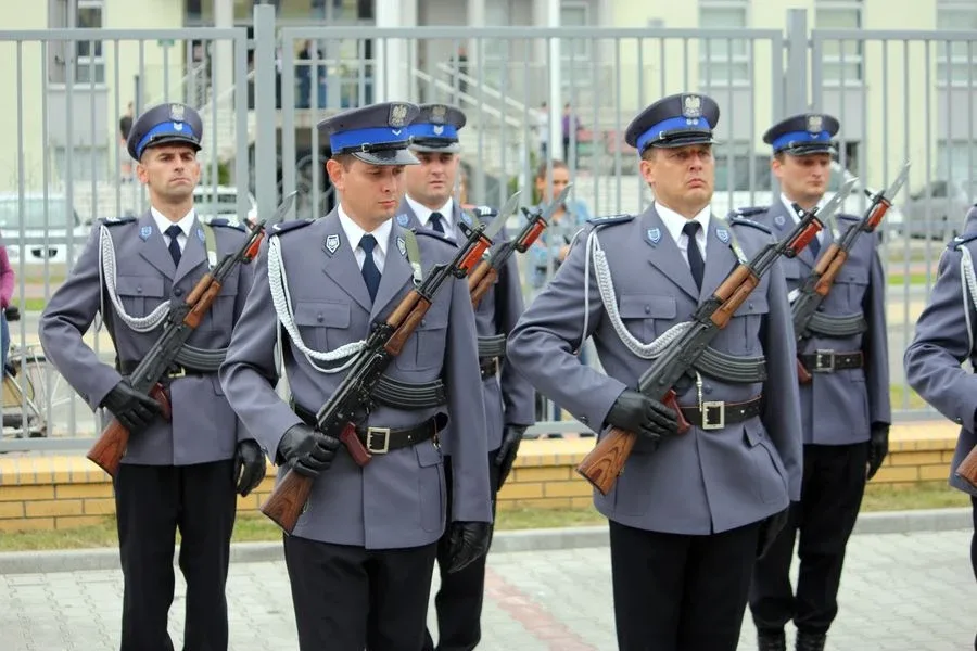 Ostrowscy policjanci odznaczeni (zdjęcia, wideo)
