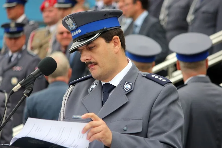Ostrowscy policjanci odznaczeni (zdjęcia, wideo)