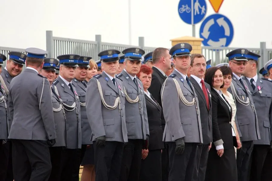 Ostrowscy policjanci odznaczeni (zdjęcia, wideo)