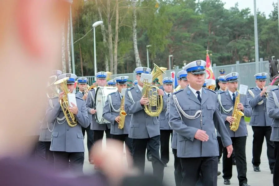 Ostrowscy policjanci odznaczeni (zdjęcia, wideo)