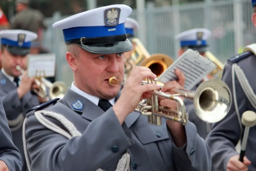 Ostrowscy policjanci odznaczeni (zdjęcia, wideo)