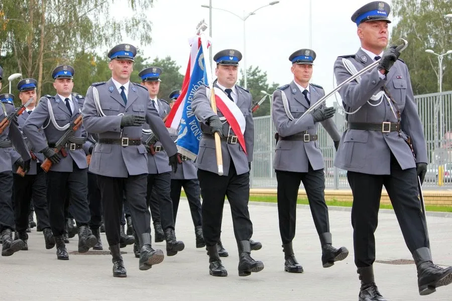 Ostrowscy policjanci odznaczeni (zdjęcia, wideo)