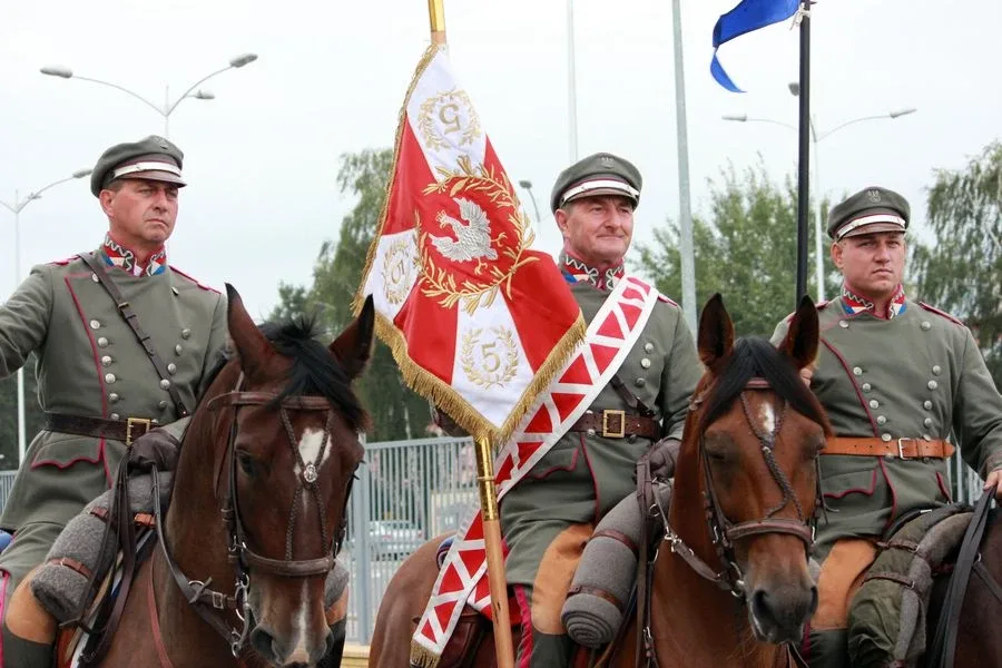 Ostrowscy policjanci odznaczeni (zdjęcia, wideo)