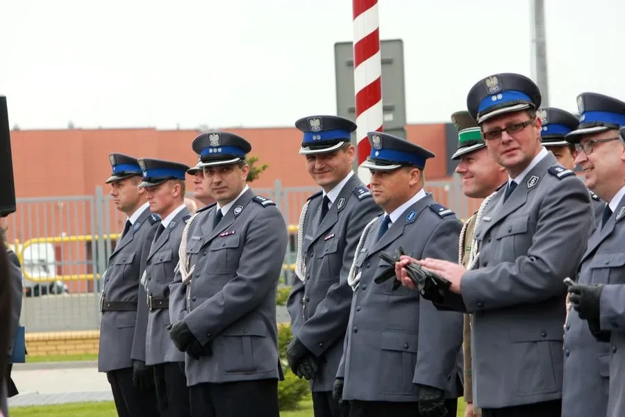 Ostrowscy policjanci odznaczeni (zdjęcia, wideo)