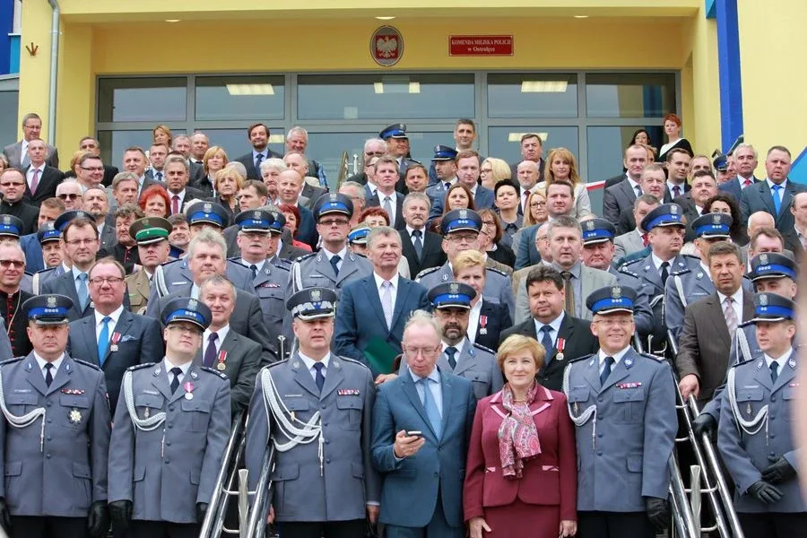 Ostrowscy policjanci odznaczeni (zdjęcia, wideo)
