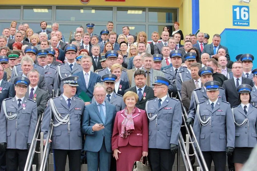 Ostrowscy policjanci odznaczeni (zdjęcia, wideo)