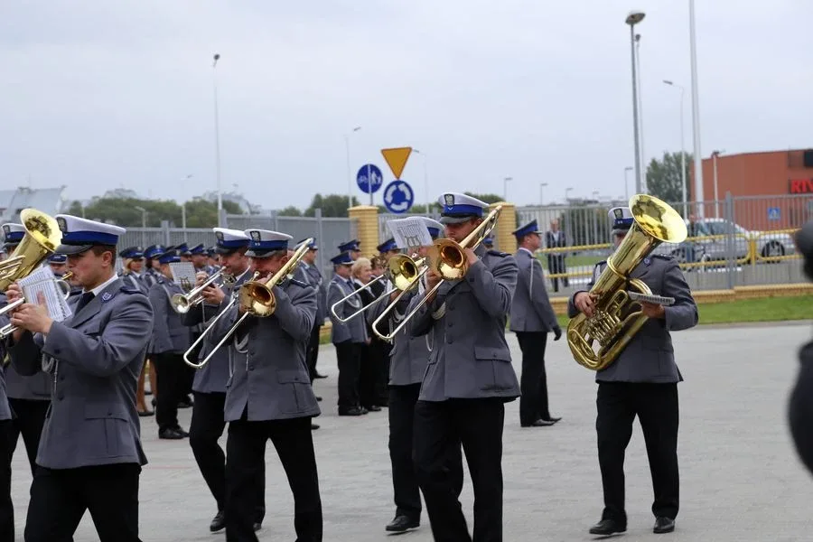 Ostrowscy policjanci odznaczeni (zdjęcia, wideo)