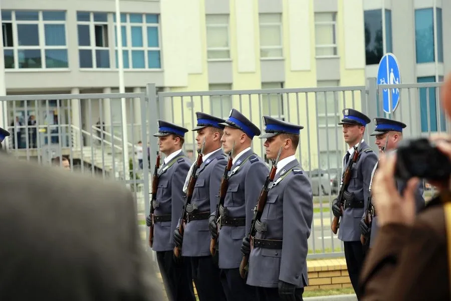 Ostrowscy policjanci odznaczeni (zdjęcia, wideo)