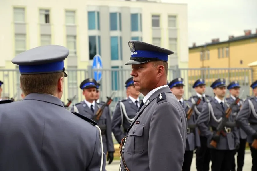 Ostrowscy policjanci odznaczeni (zdjęcia, wideo)