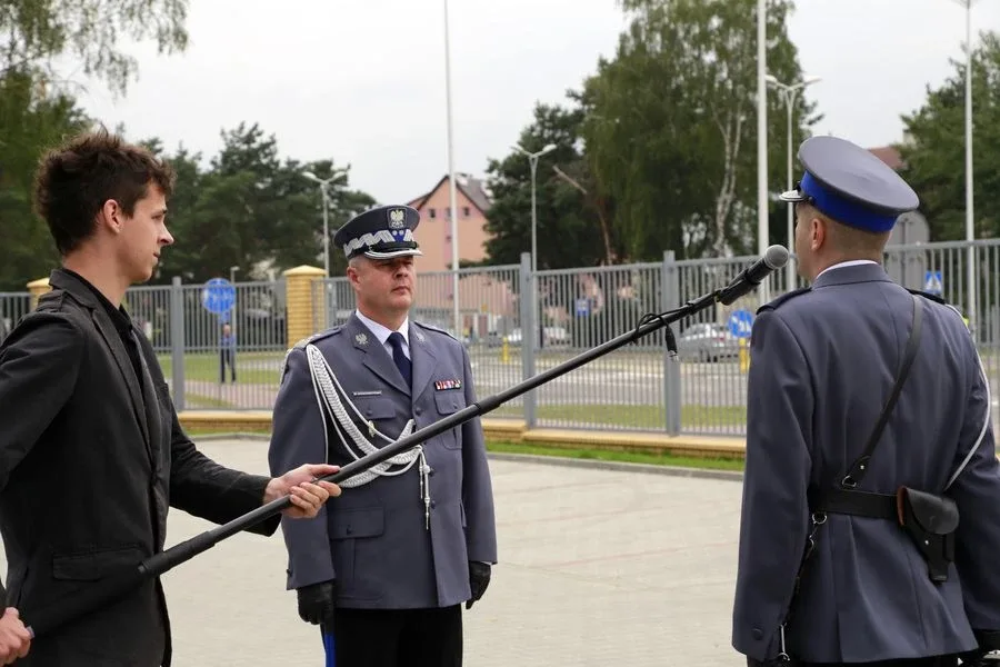 Ostrowscy policjanci odznaczeni (zdjęcia, wideo)