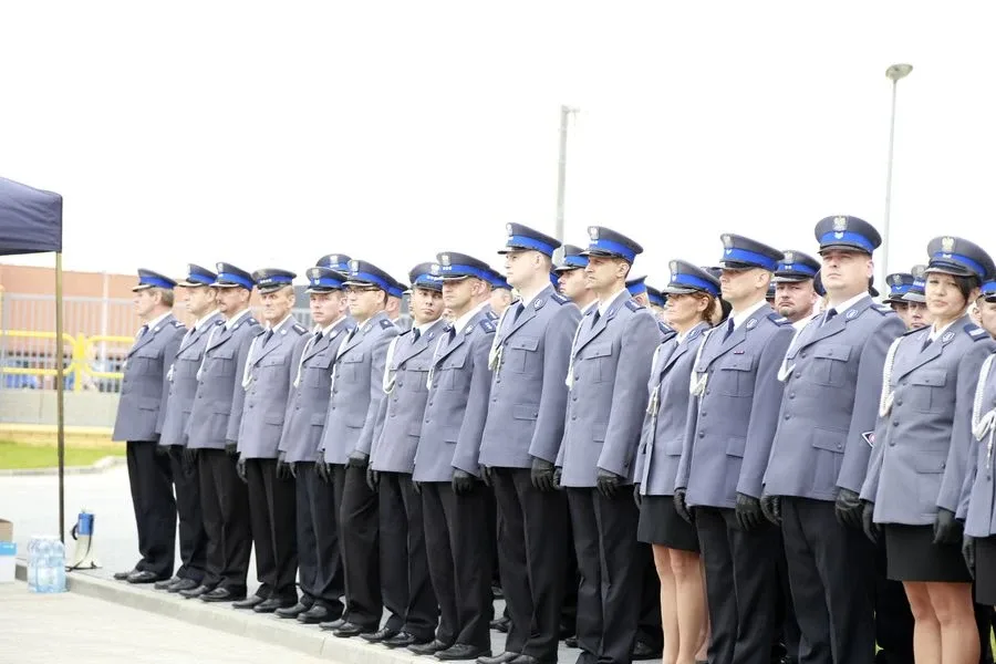 Ostrowscy policjanci odznaczeni (zdjęcia, wideo)