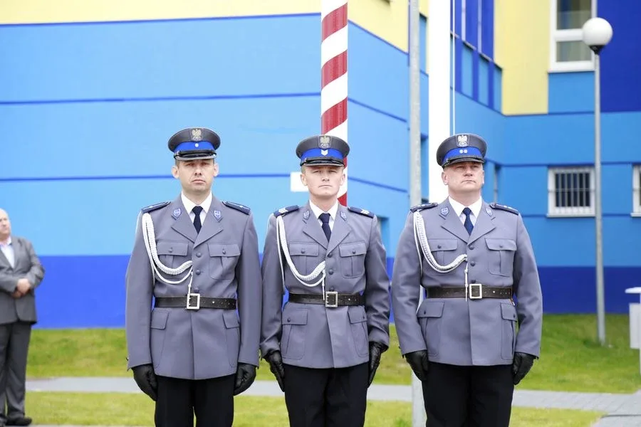 Ostrowscy policjanci odznaczeni (zdjęcia, wideo)