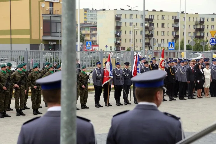 Ostrowscy policjanci odznaczeni (zdjęcia, wideo)