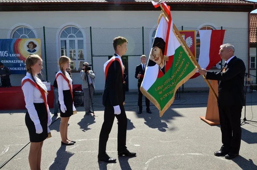 Ostrowski ogólniak ma już 105 lat (zdjęcia)
