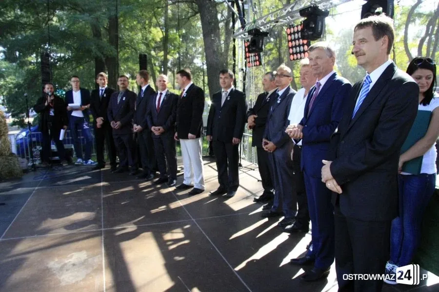 Trwają Dożynki Gminne w Komorowie (zdjęcia)