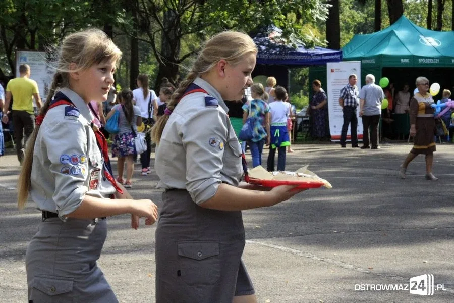 Trwają Dożynki Gminne w Komorowie (zdjęcia)