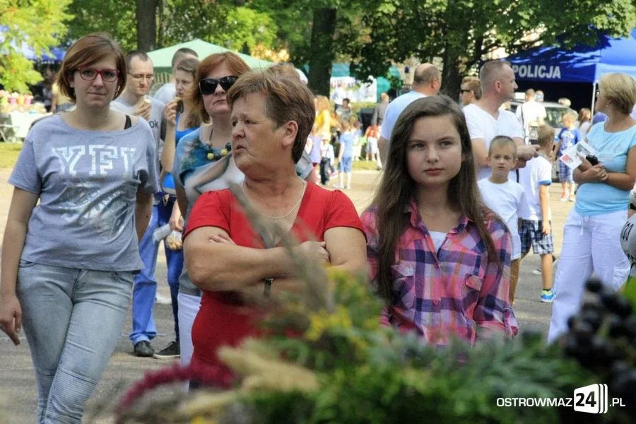 Trwają Dożynki Gminne w Komorowie (zdjęcia)
